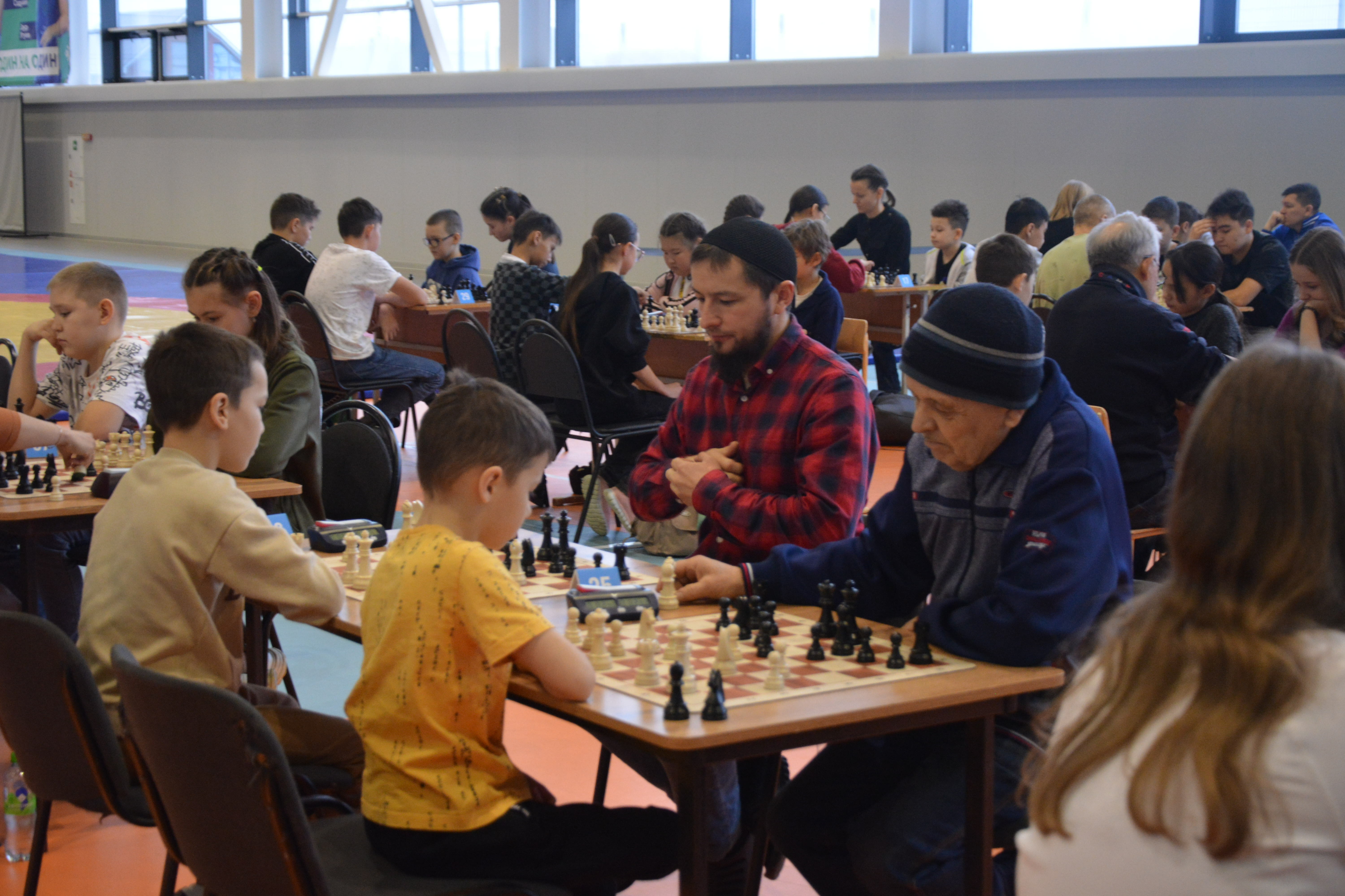 В Бураево начался второй день Чемпионата по шахматам