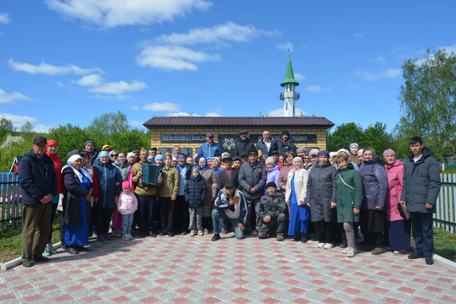 Открытие обелиска в деревне Юмакаево