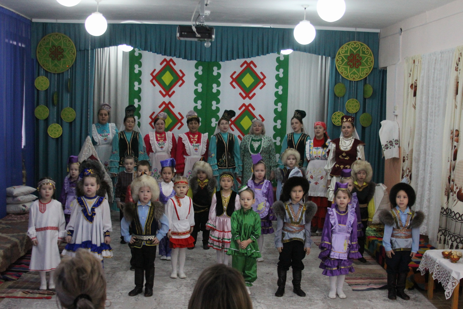 Үткәнен белмәгәннең - киләчәге юк