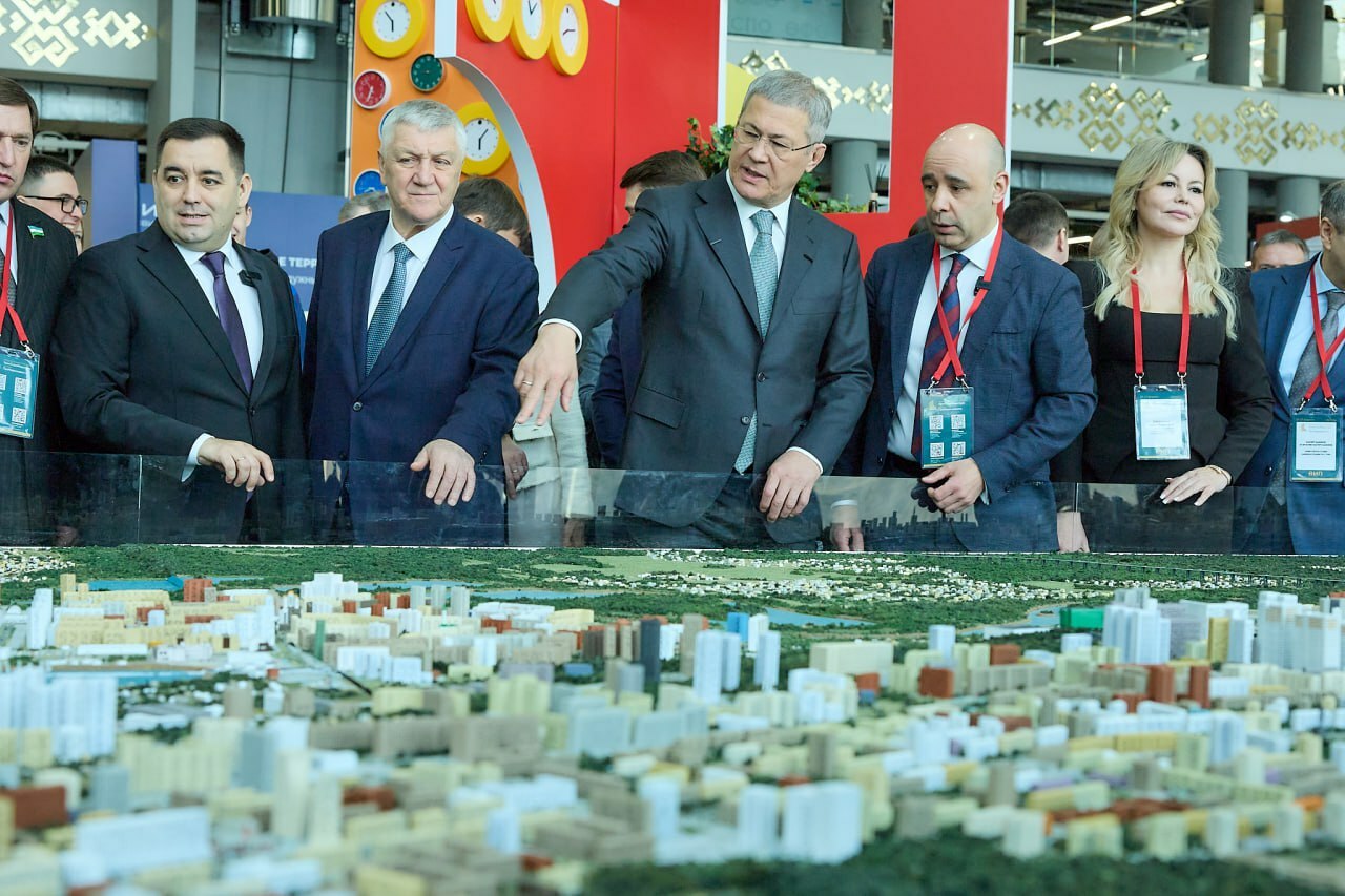 Резидент Межвузовского  кампуса участвует в форуме «УралСтройИндустрия»