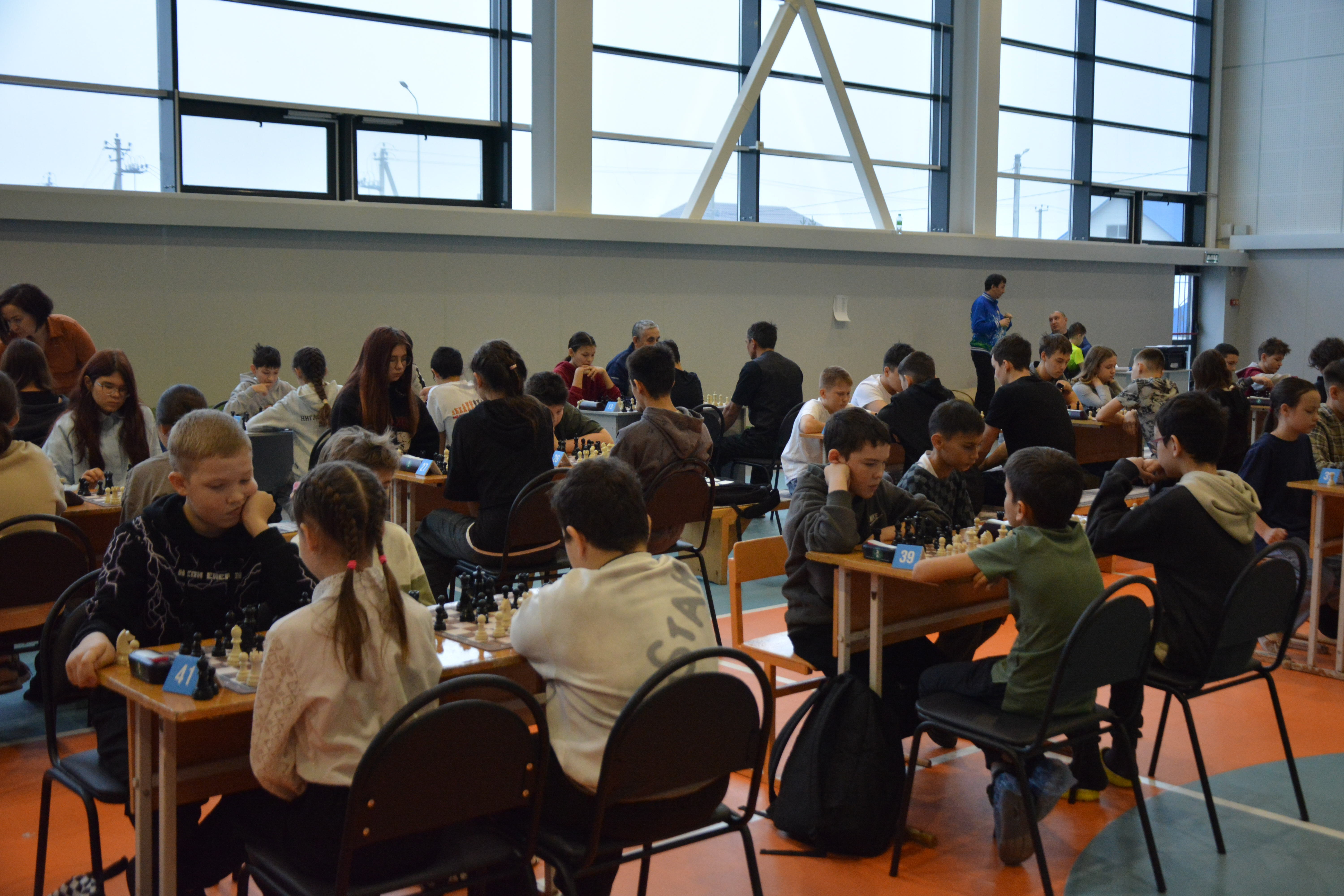 В Бураево начался Чемпионат по быстрым шахматам