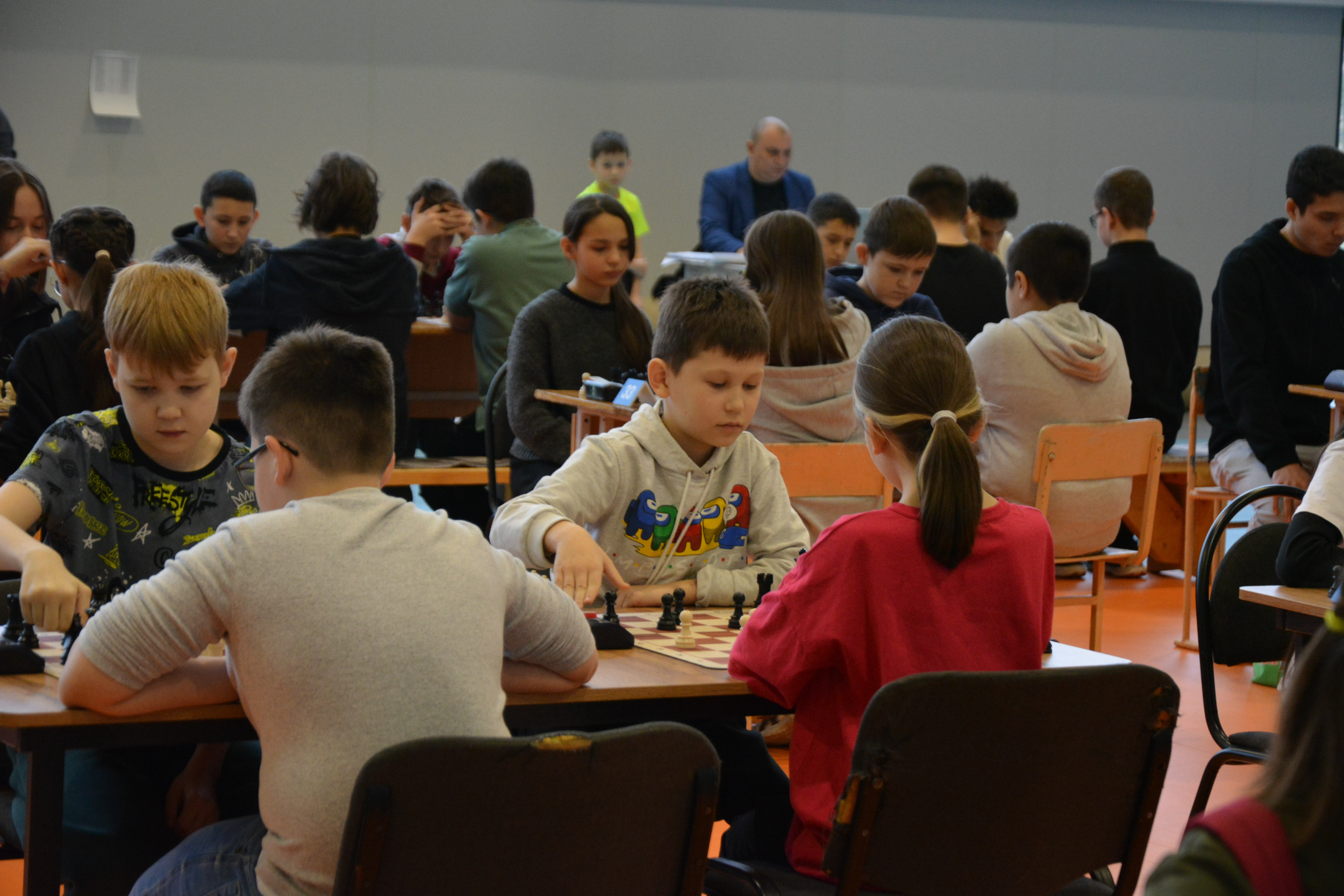 В Бураево начался Чемпионат по быстрым шахматам