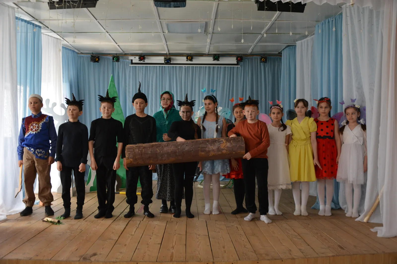 В Бураево прошел районный конкурс школьных театров