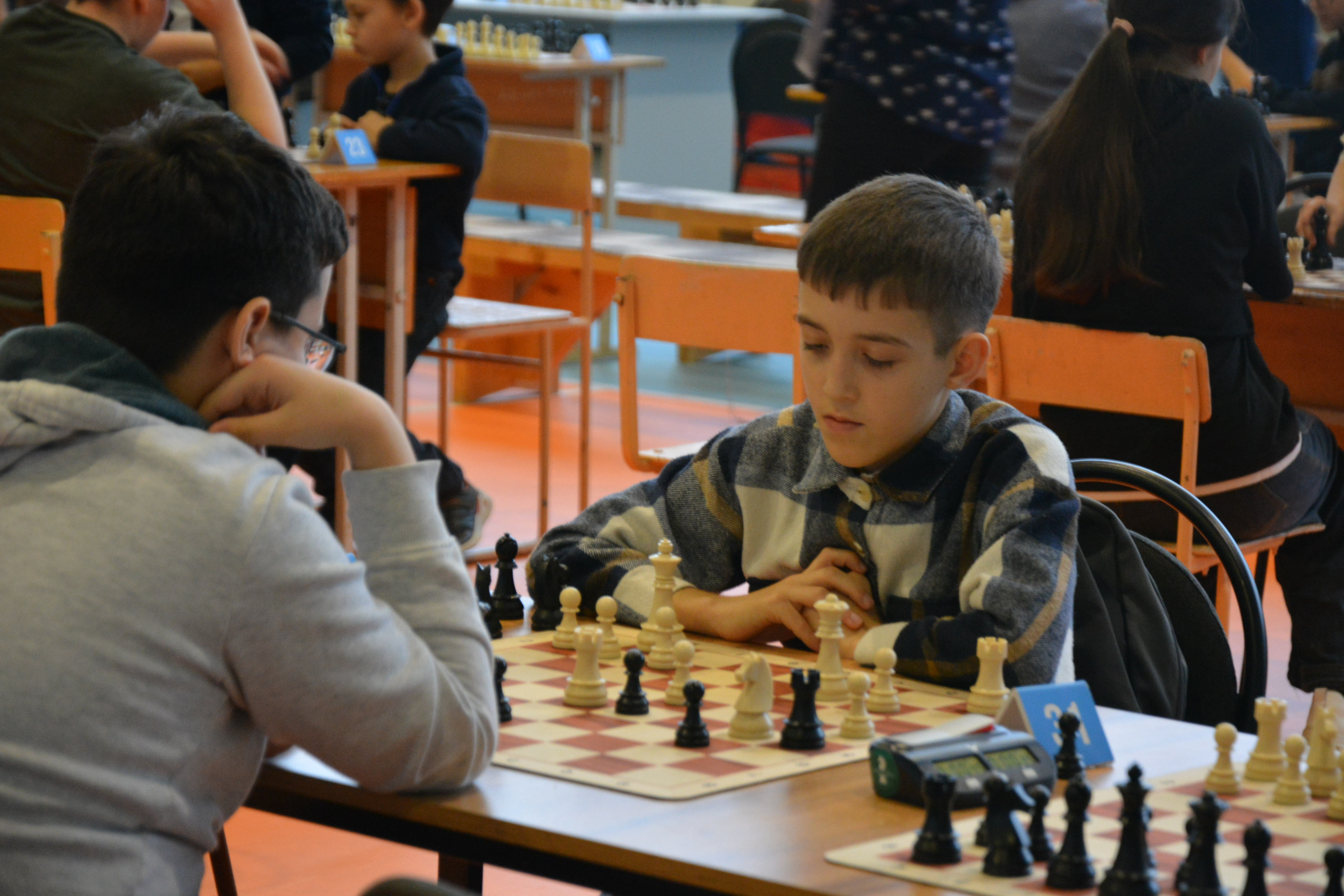 В Бураево начался второй день Чемпионата по шахматам