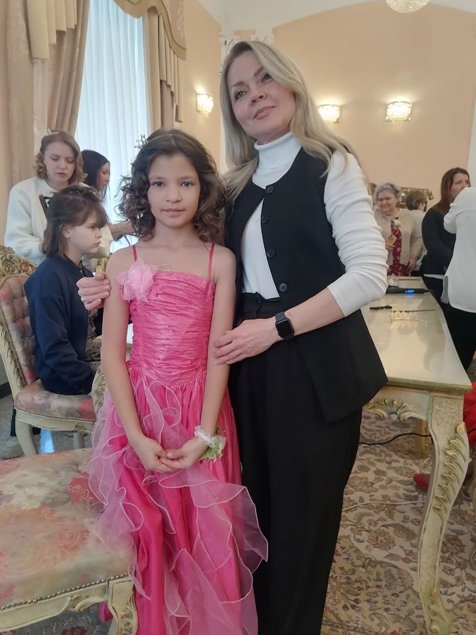 Нәни принцессалар балга җыелды