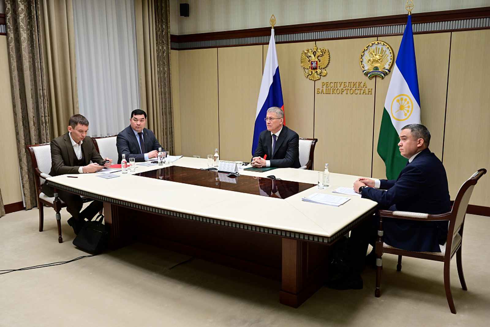 Радий Хабиров принял участие в  совещании по вопросам образования