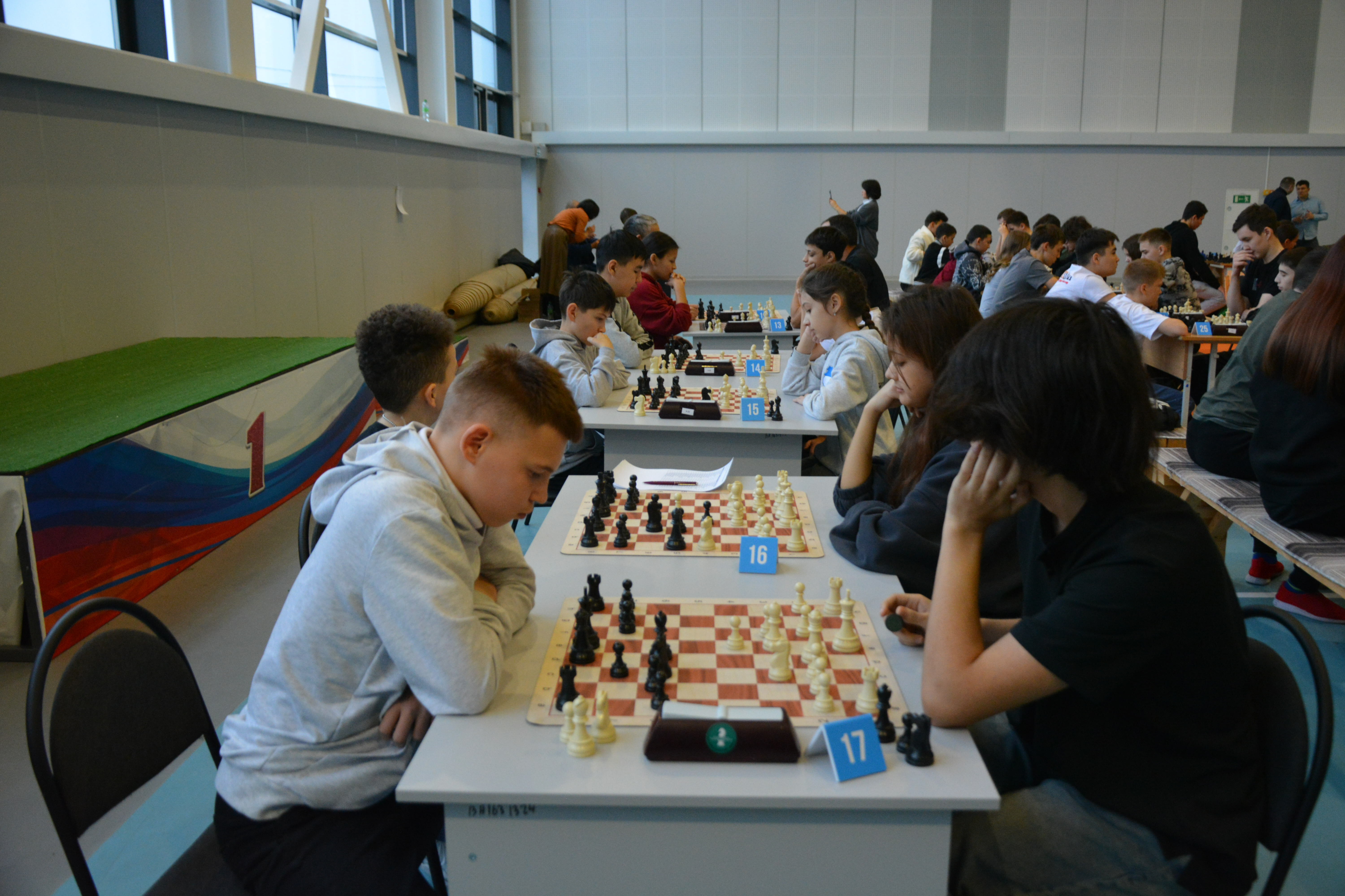 В Бураево начался Чемпионат по быстрым шахматам