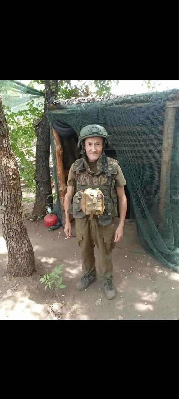 “Якыннарымның  туган илне саклаулары белән горурланам”