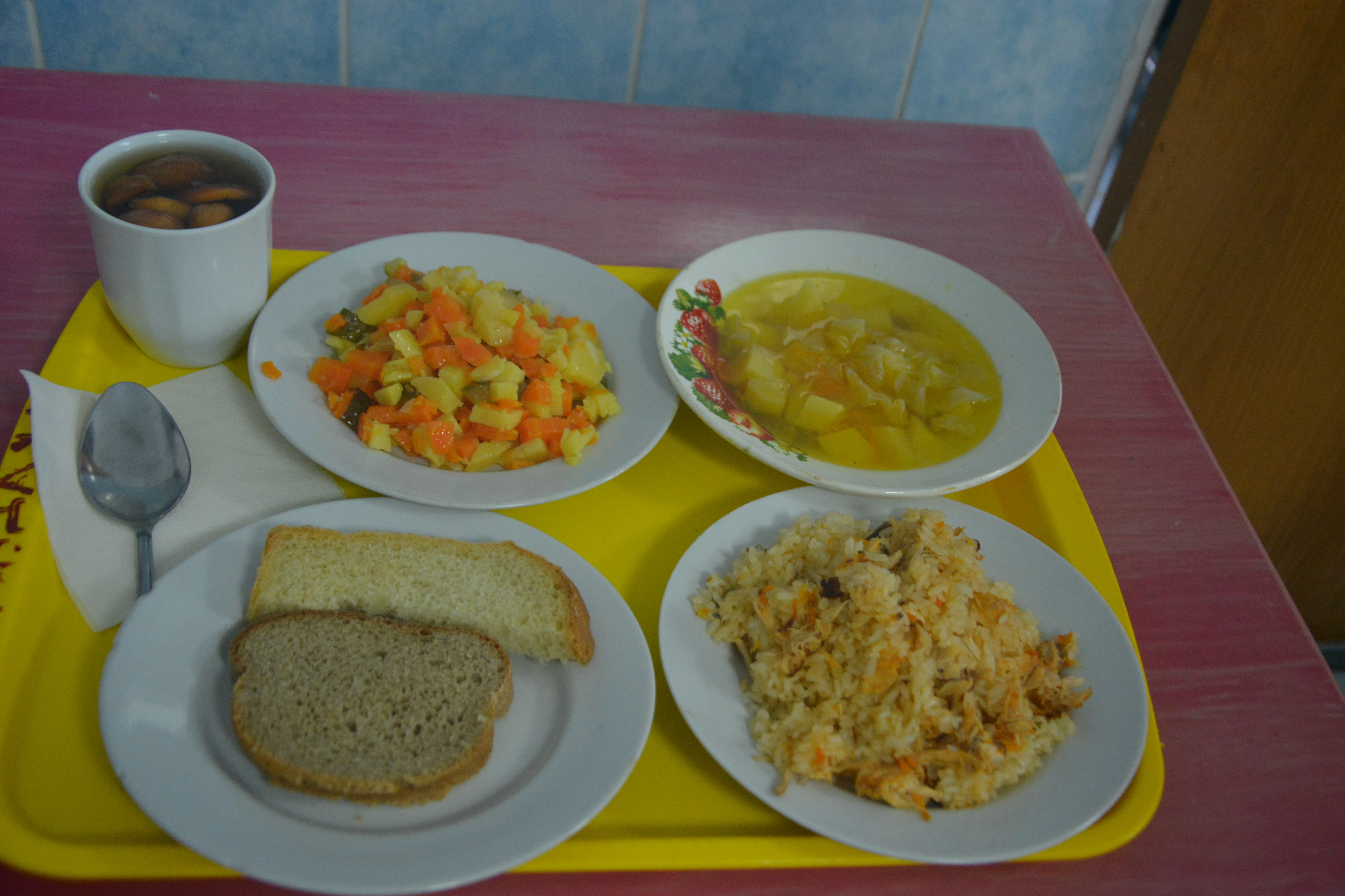 Мәктәптә туклану игътибар үзәгендә