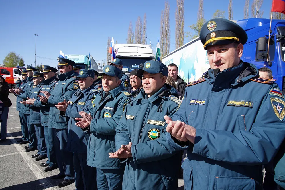 Пожарные Башкортостана в преддверии профессионального праздника получили технику