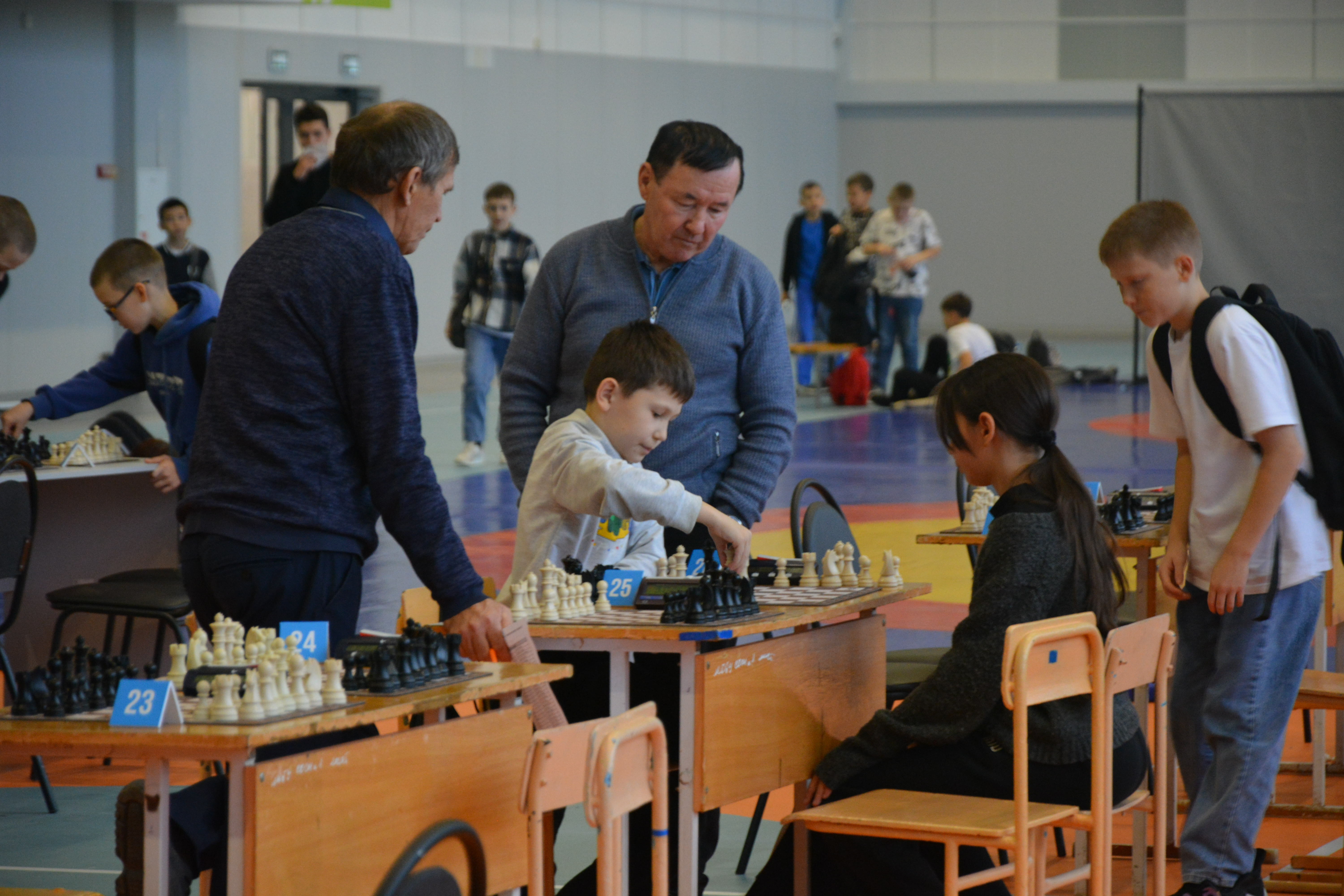 В Бураево начался второй день Чемпионата по шахматам