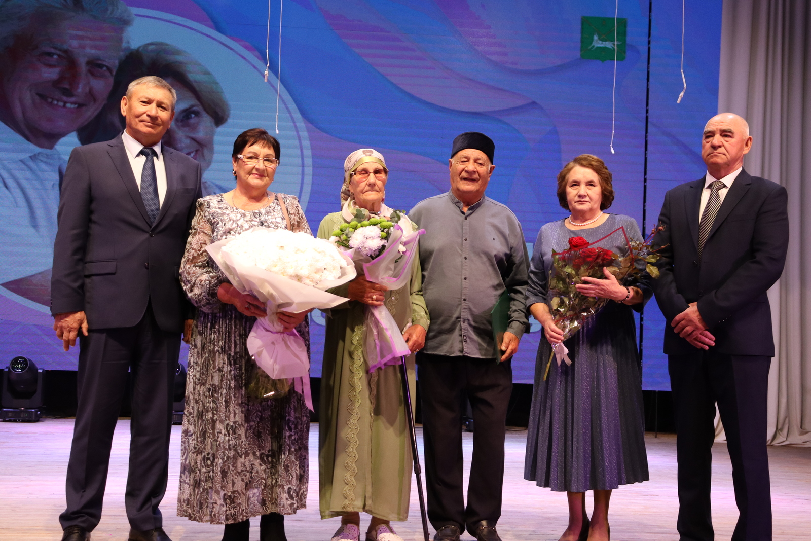 Халыкара өлкәннәр көне уңаеннан бәйрәм  оештырылды