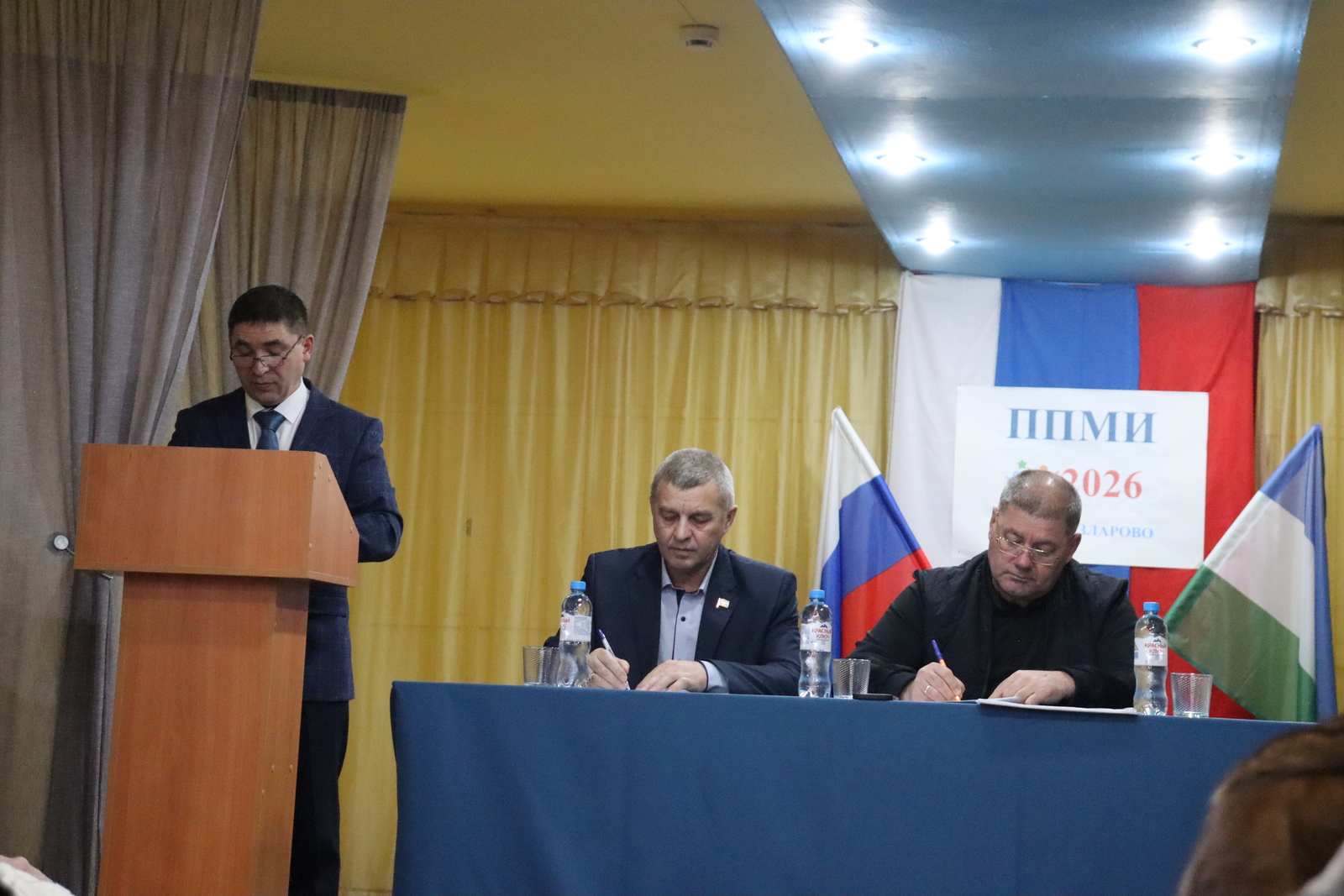 Тазлар авыл биләмәсендә отчет җыелышы үтте