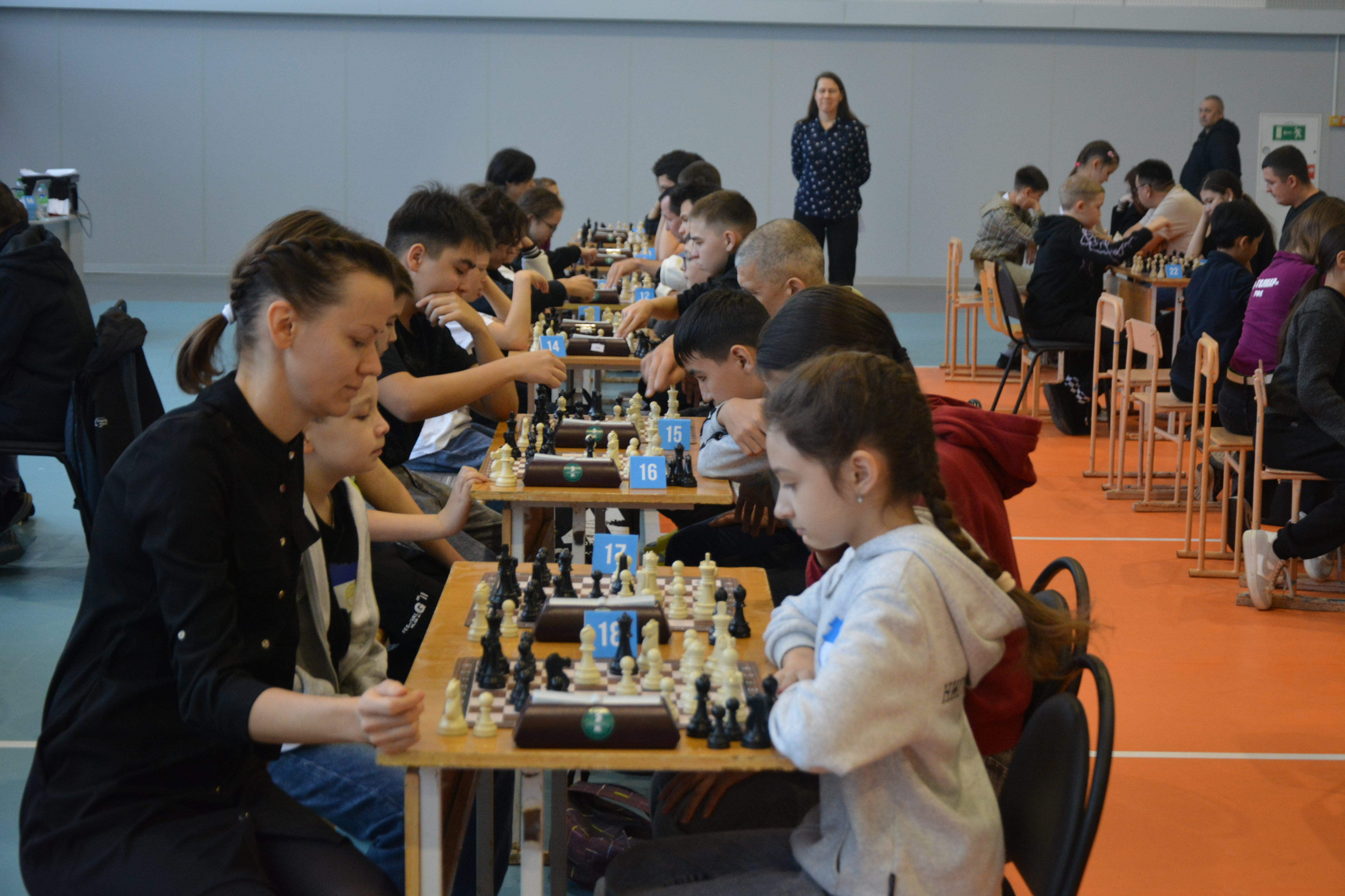 В Бураево начался второй день Чемпионата по шахматам