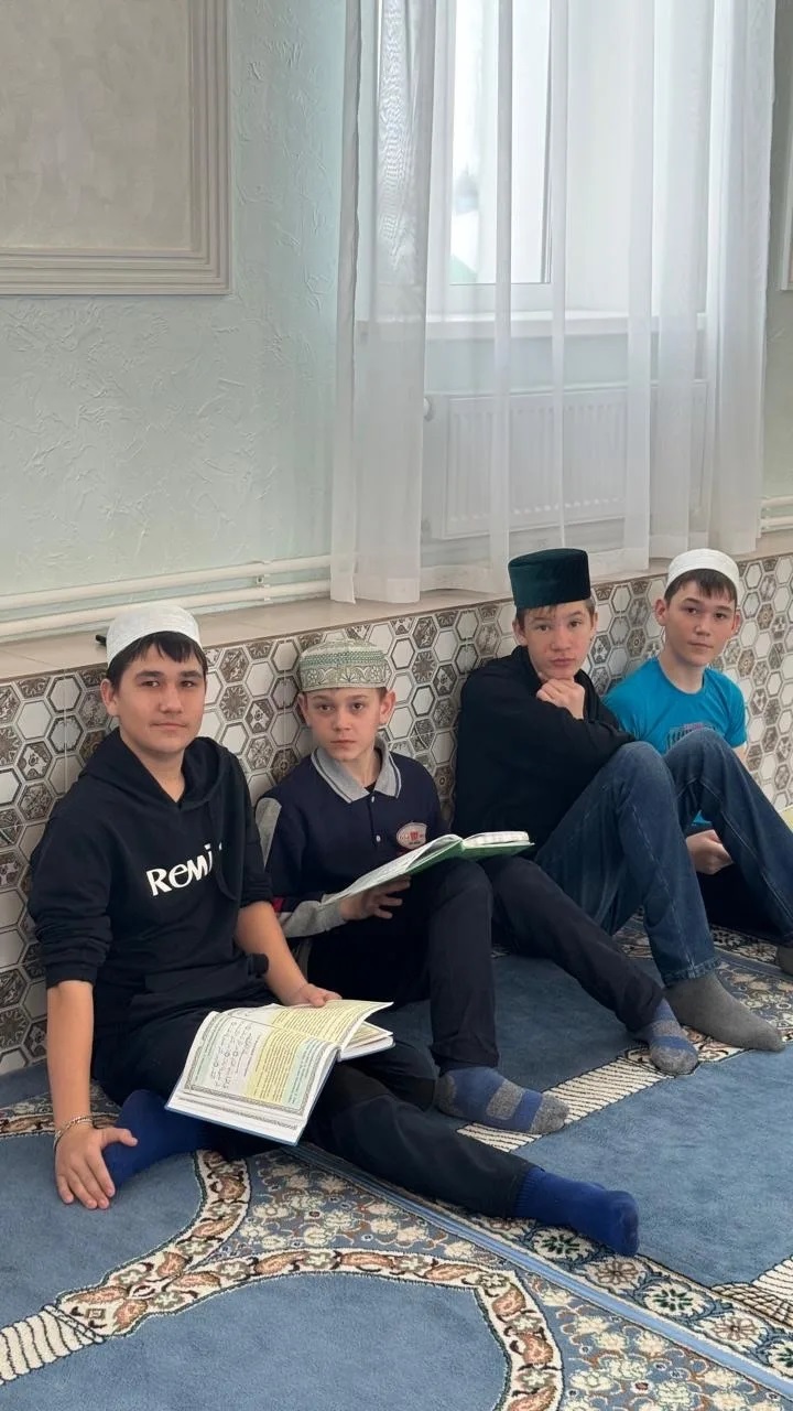 Борайда "Район Коръән укучылары конкурсы" узды