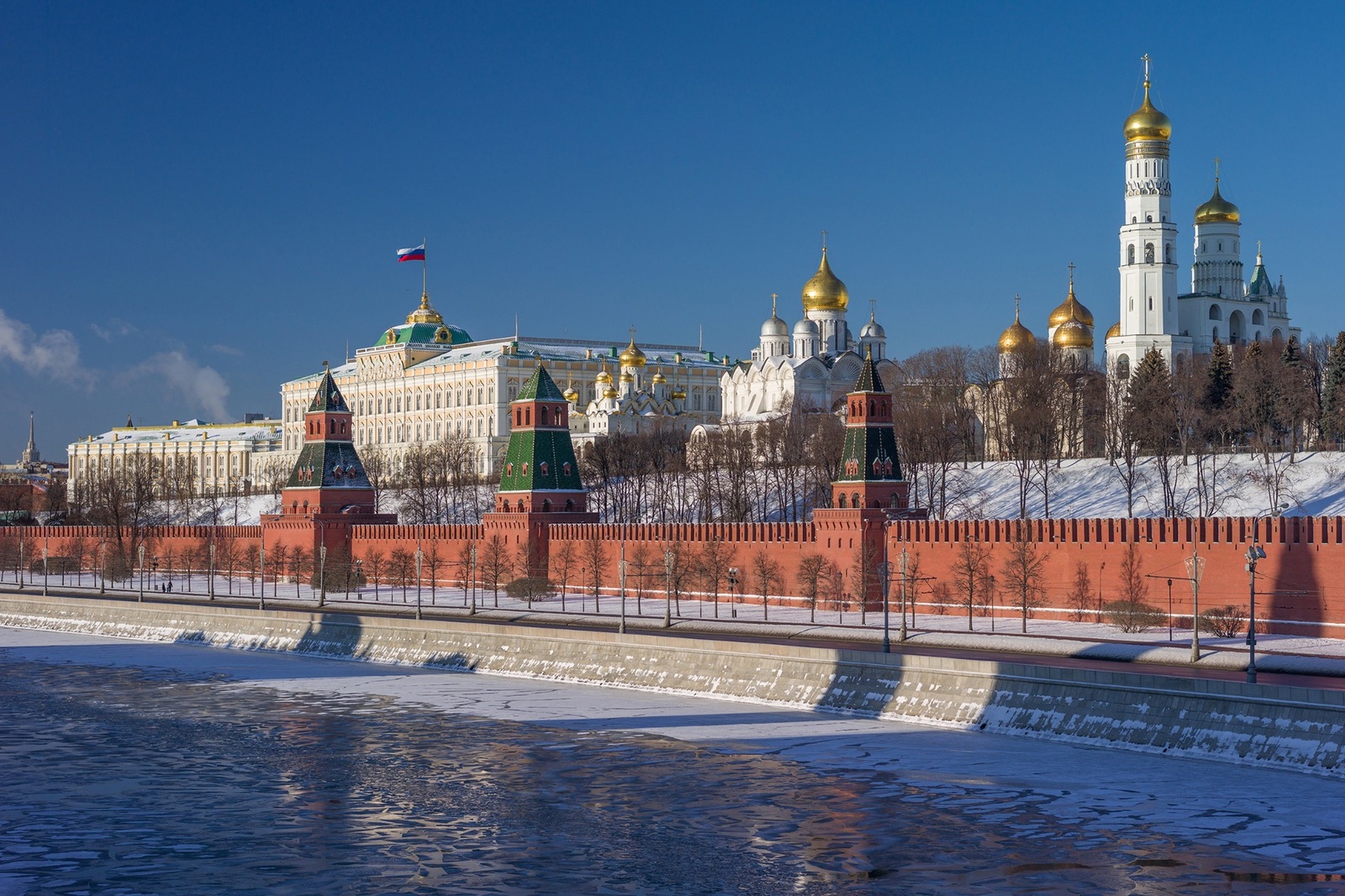 Поздравления с наступающим Новым годом