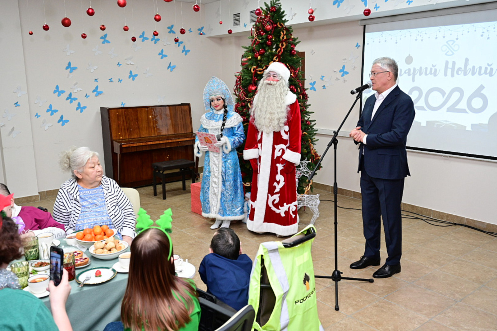 Радий Хабиров поздравил подопечных Уфимского хосписа со старым Новым годом