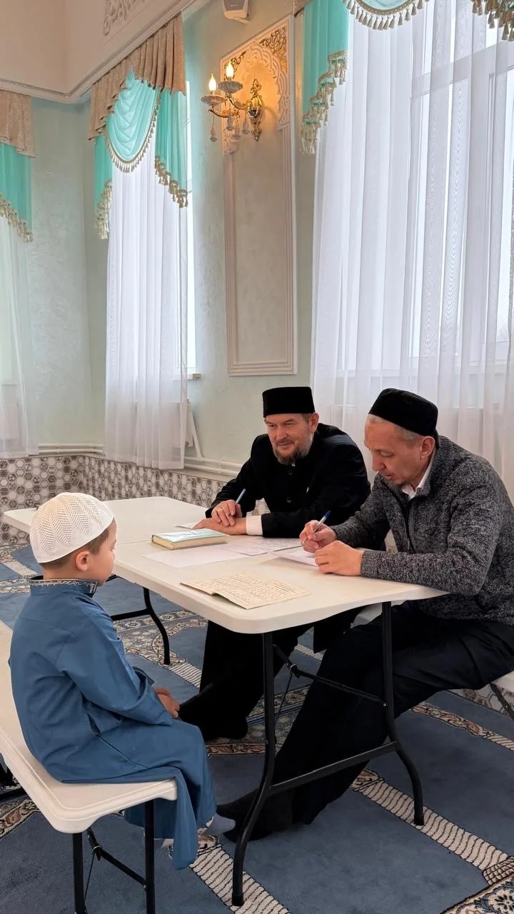 Борайда "Район Коръән укучылары конкурсы" узды