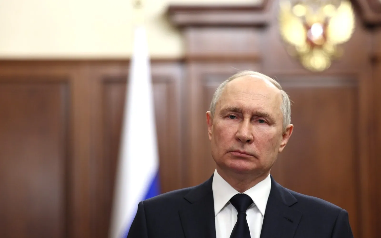 Путин назвал подвиг солдат Великой Отечественной вечным примером любви к Родине